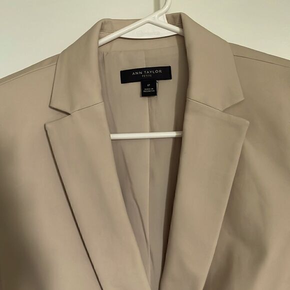 Ann Taylor Natural Camel Single Button Jacket - Picture 3 of 6